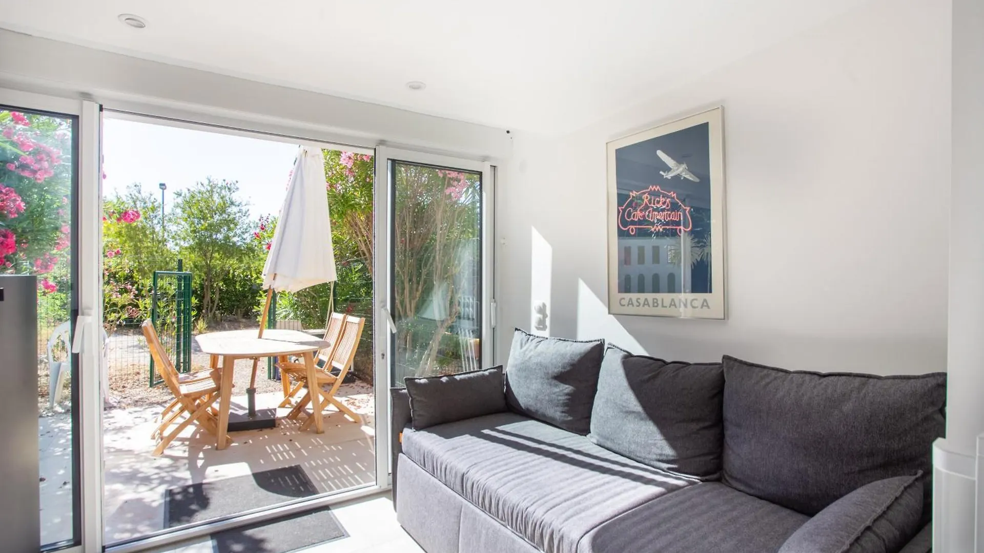 Smartstay Sun - 100 M De La Plage Le Lavandou 0*,  France